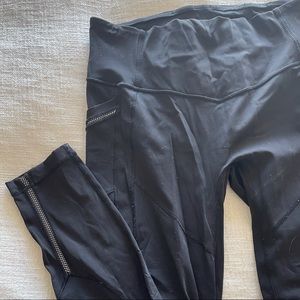 Lululemon size 13 leggings